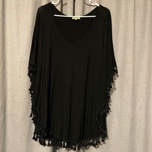 Size Large Poncho Style Black Top